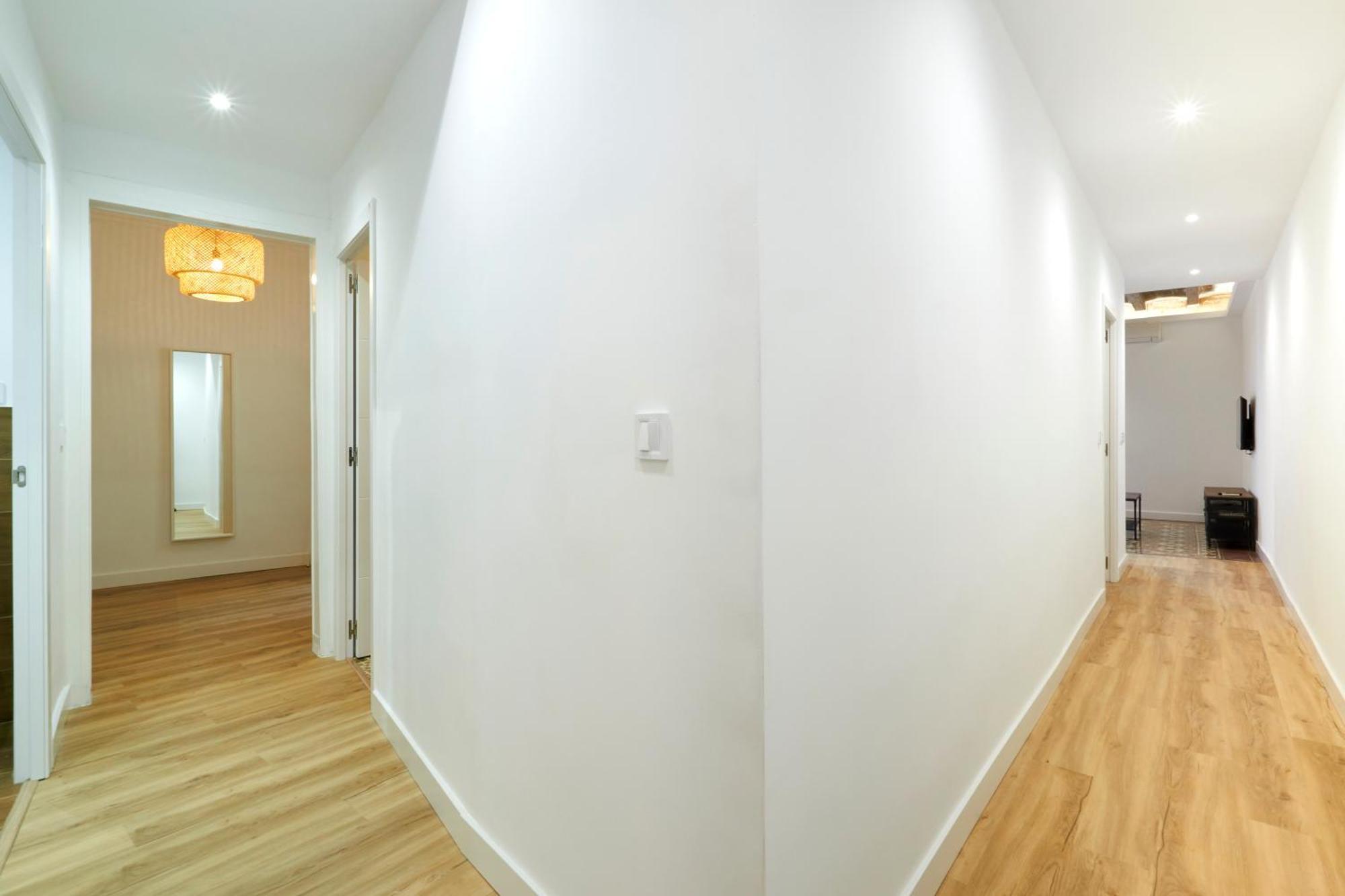 Comfortable Apartment Next To Apolo Theater Βαρκελώνη Εξωτερικό φωτογραφία