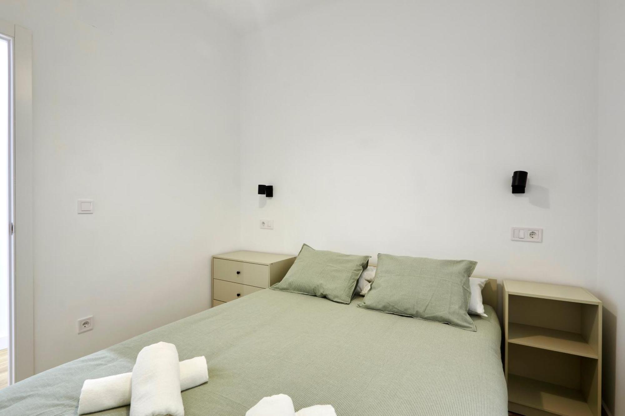 Comfortable Apartment Next To Apolo Theater Βαρκελώνη Εξωτερικό φωτογραφία