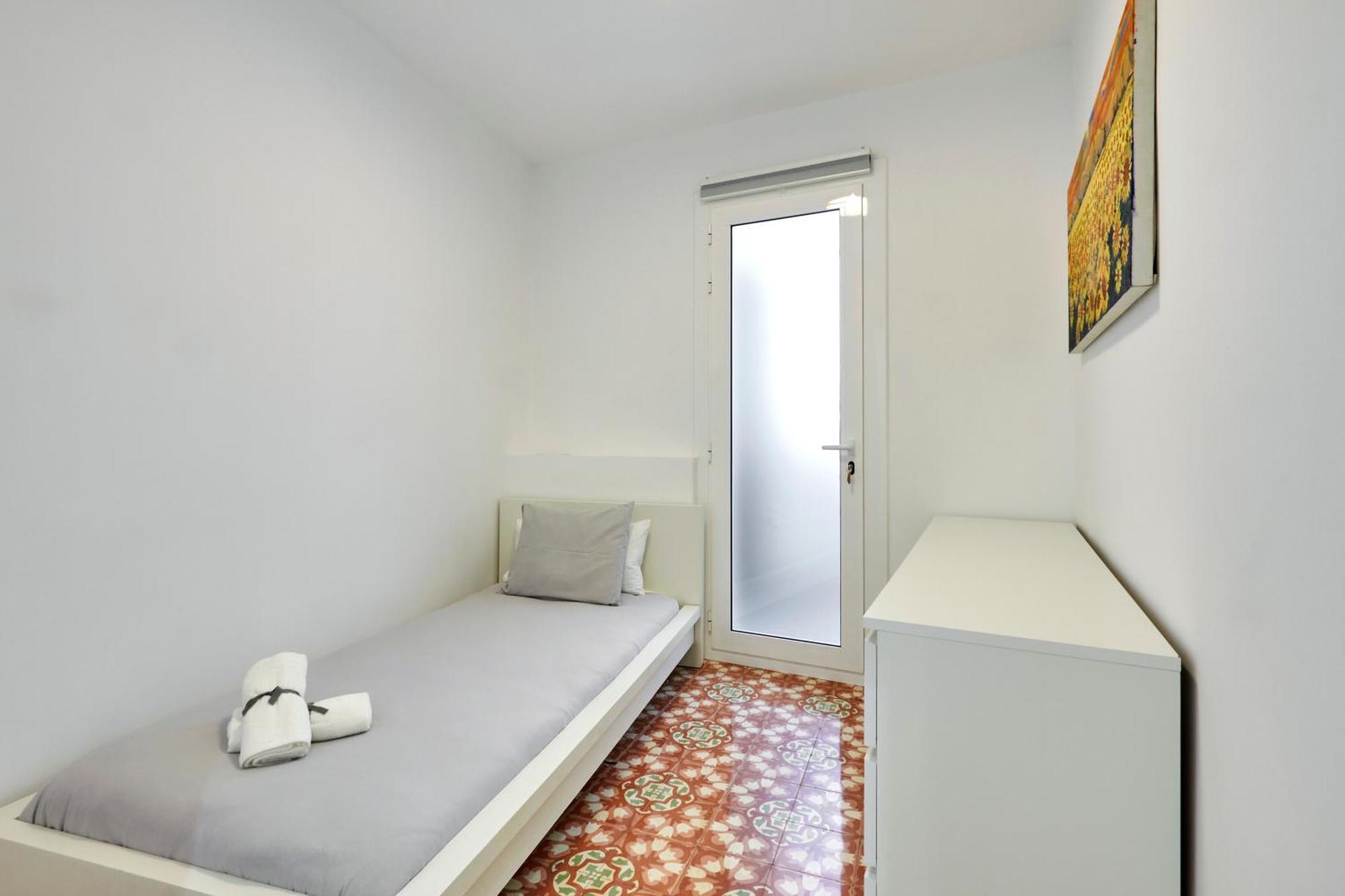 Comfortable Apartment Next To Apolo Theater Βαρκελώνη Εξωτερικό φωτογραφία